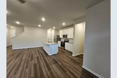 164 Texas Agate Dr Unit Drive #4, Kyle, TX 78640 - Photo 4