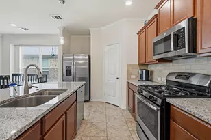 2612 Rough Berry Rd, Pflugerville, TX 78660 - Photo 10