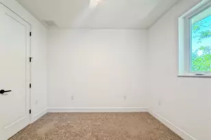 3614 Abbate Cir, Austin, TX 78721 - Photo 18