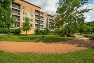 1900 Barton Springs Rd, Austin, TX 78704 - Photo 20