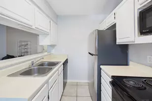 2409 Leon St, Austin, TX 78705 - Photo 8