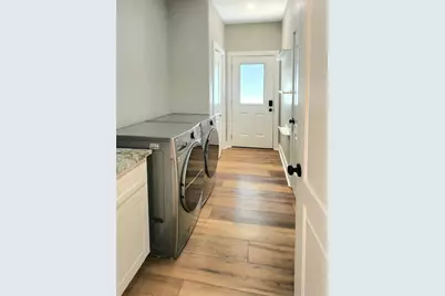 137 Way Station Trail, Smithville, TX 78957 - Photo 14