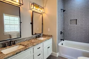 137 Way Station Trail, Smithville, TX 78957 - Photo 8