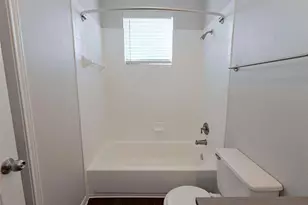 12215 Hunters Chase Dr, Austin, TX 78729 - Photo 12