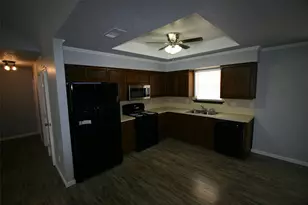 10712 Sunny Ln, Jonestown, TX 78645 - Photo 6