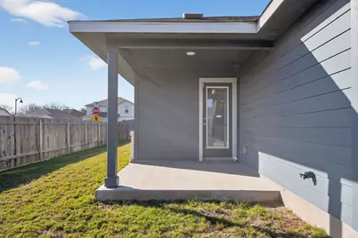 900 Main Street, Hutto, TX 78634 - Photo 20