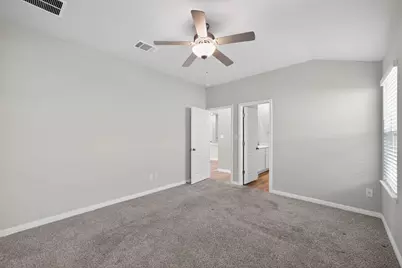 900 Main Street, Hutto, TX 78634 - Photo 14