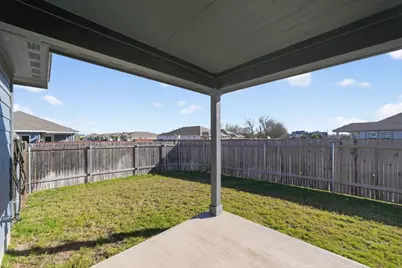 900 Main Street, Hutto, TX 78634 - Photo 24