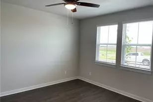 609 Paddock Ln, Georgetown, TX 78626 - Photo 12