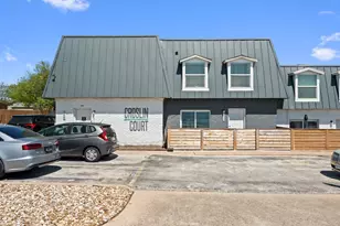 300 E Croslin St, Austin, TX 78752 - Photo 16