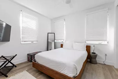 2709 E 5th Street #1306, Austin, TX 78702 - Photo 18