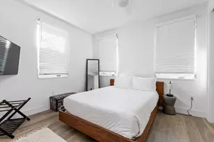 2709 E 5th St, Austin, TX 78702 - Photo 18