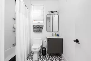 2709 E 5th St, Austin, TX 78702 - Photo 20