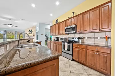 2720 Westview Drive, Canyon Lake, TX 78133 - Photo 20