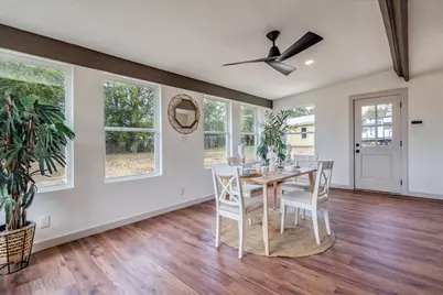 1102 N Austin Avenue, Georgetown, TX 78626 - Photo 28