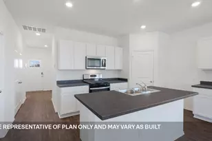 300 Santo Domingo Rd, Bastrop, TX 78602 - Photo 4