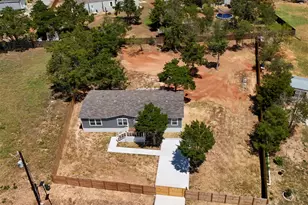 146 Monte Vis Dr, Elgin, TX 78621 - Photo 22