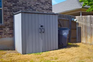 604 Heinatz Flat Ln, Leander, TX 78641 - Photo 30