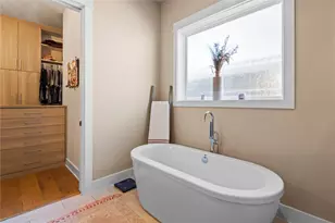 2004 Alegria Rd, Austin, TX 78757 - Photo 22