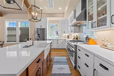 2004 Alegria Road, Austin, TX 78757 - Photo 12