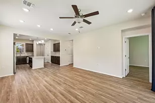 401 Yorktown St, Georgetown, TX 78633 - Photo 12