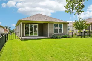 401 Yorktown St, Georgetown, TX 78633 - Photo 32