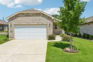 401 Yorktown St, Georgetown, TX 78633 - Photo 6
