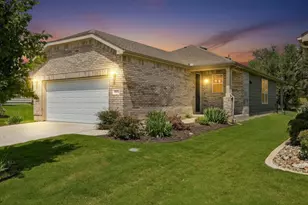 401 Yorktown St, Georgetown, TX 78633 - Photo 4