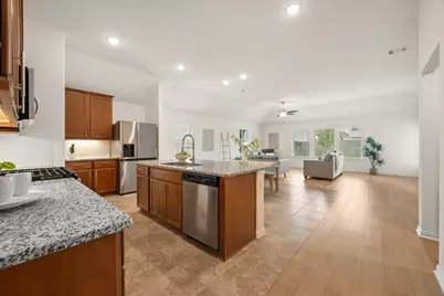 320 Somerville Street, Leander, TX 78641 - Photo 2