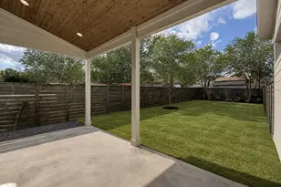 7104 Blessing Ave, Austin, TX 78752 - Photo 2