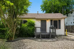 2009 Richcreek Rd, Austin, TX 78757 - Photo 4