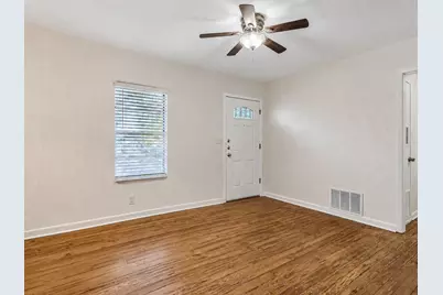 2009 Richcreek Road, Austin, TX 78757 - Photo 2