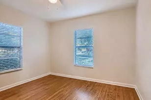 2009 Richcreek Rd, Austin, TX 78757 - Photo 14
