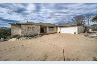 3225 Eisenhower Avenue, Lago Vista, TX 78645 - Photo 10