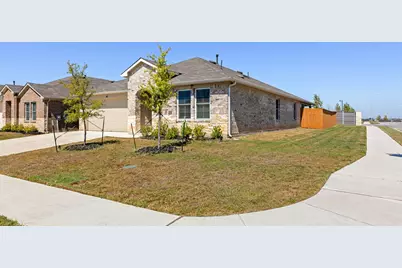 20308 Lone Peak Pass, Manor, TX 78653 - Photo 4