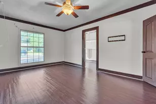 5000 Fontenay Dr, Austin, TX 78744 - Photo 16