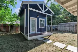 5000 Fontenay Dr, Austin, TX 78744 - Photo 26