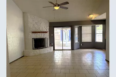 5000 Fontenay Drive, Austin, TX 78744 - Photo 4