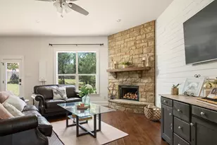 901 Panorama Dr, Dripping Springs, TX 78620 - Photo 10