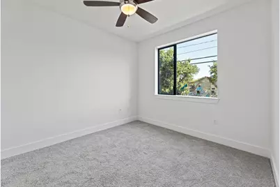 1615 E 7th Street #202, Austin, TX 78702 - Photo 10