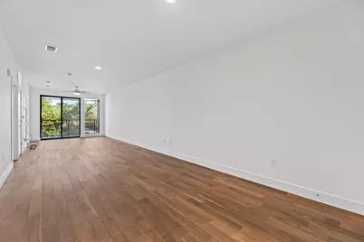 1615 E 7th Street #202, Austin, TX 78702 - Photo 4