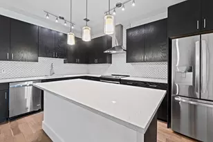 1615 E 7th St, Austin, TX 78702 - Photo 8
