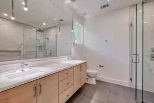 5700 Louise Ln, Austin, TX 78757 - Photo 18
