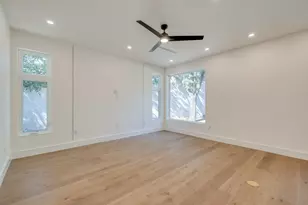 5700 Louise Ln, Austin, TX 78757 - Photo 10