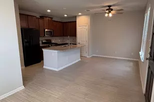 7220 Wyoming Springs Dr, Round Rock, TX 78681 - Photo 4