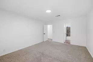 13800 Spring Heath Rd, Pflugerville, TX 78660 - Photo 12