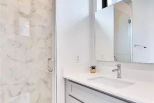 2105 Pennsylvania Ave, Austin, TX 78702 - Photo 10