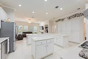 106 Wild Turkey Ln, Georgetown, TX 78633 - Photo 10
