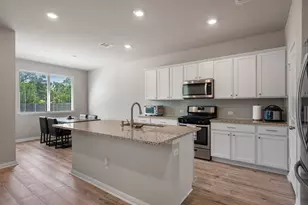 319 Arrowhead Vine St, Leander, TX 78641 - Photo 4