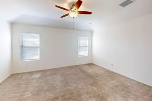 1000 Berryhack Ct, Hutto, TX 78634 - Photo 8